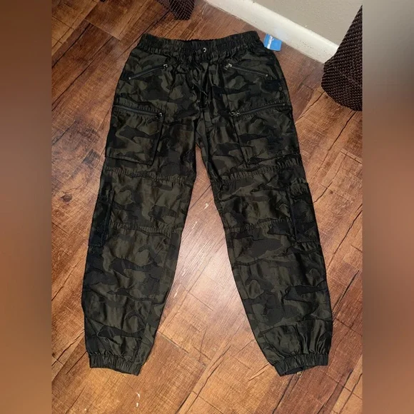 Blanc Noir Camouflage Joggers - Picture 3 of 4
